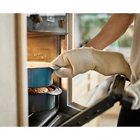 Nest Bake Non-Stick Round Cake Pan with Easy Pull Handles, Set of 2