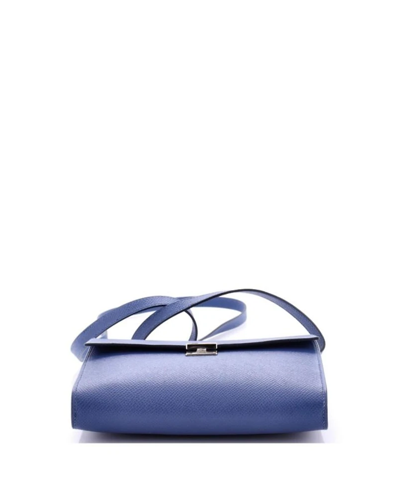 16 Clic Wallet on Strap Epsom