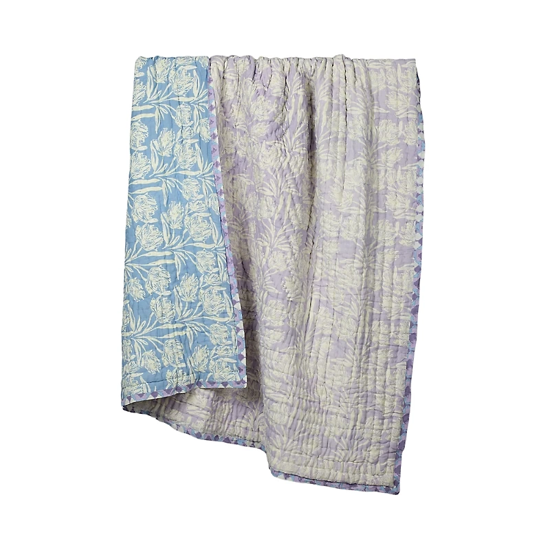 vVyom Lilac Bloom Handcrafted Cotton Quilt, Queen