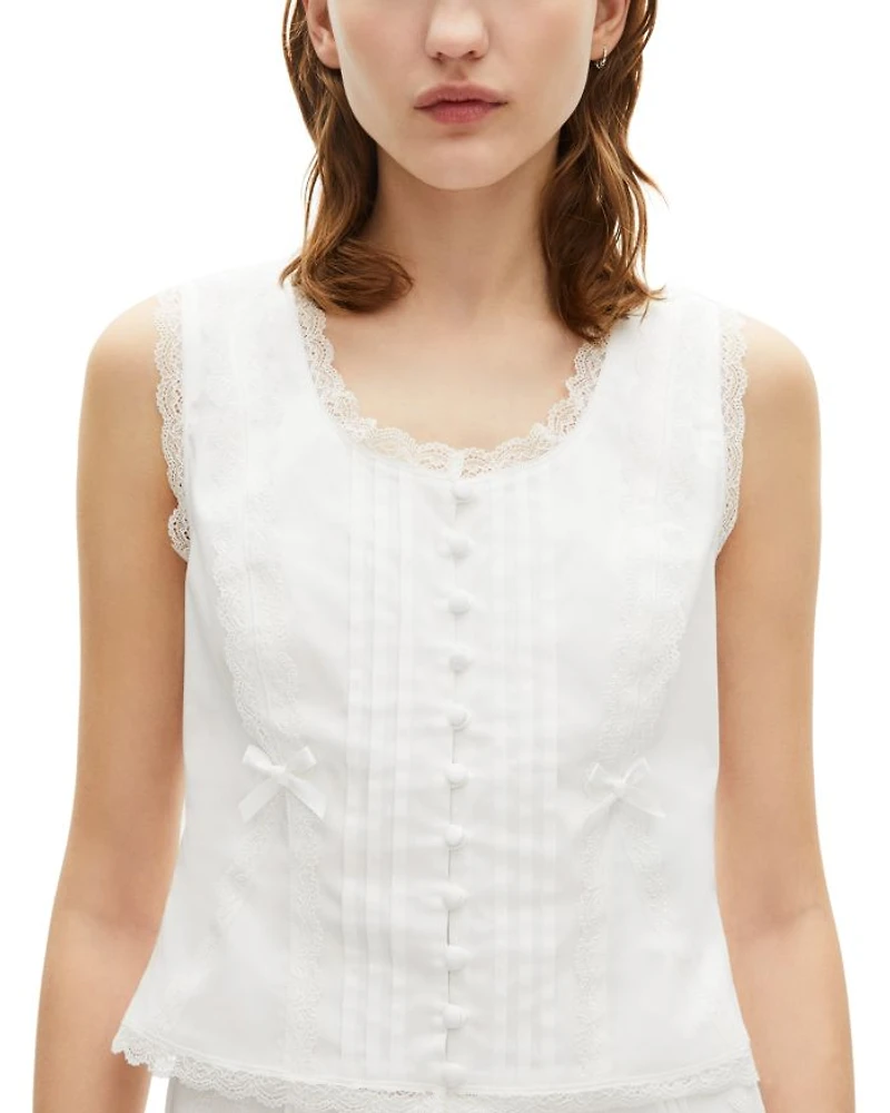 Sleeveless Lace Top
