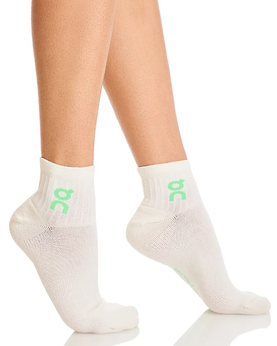 On Logo Mid Socks