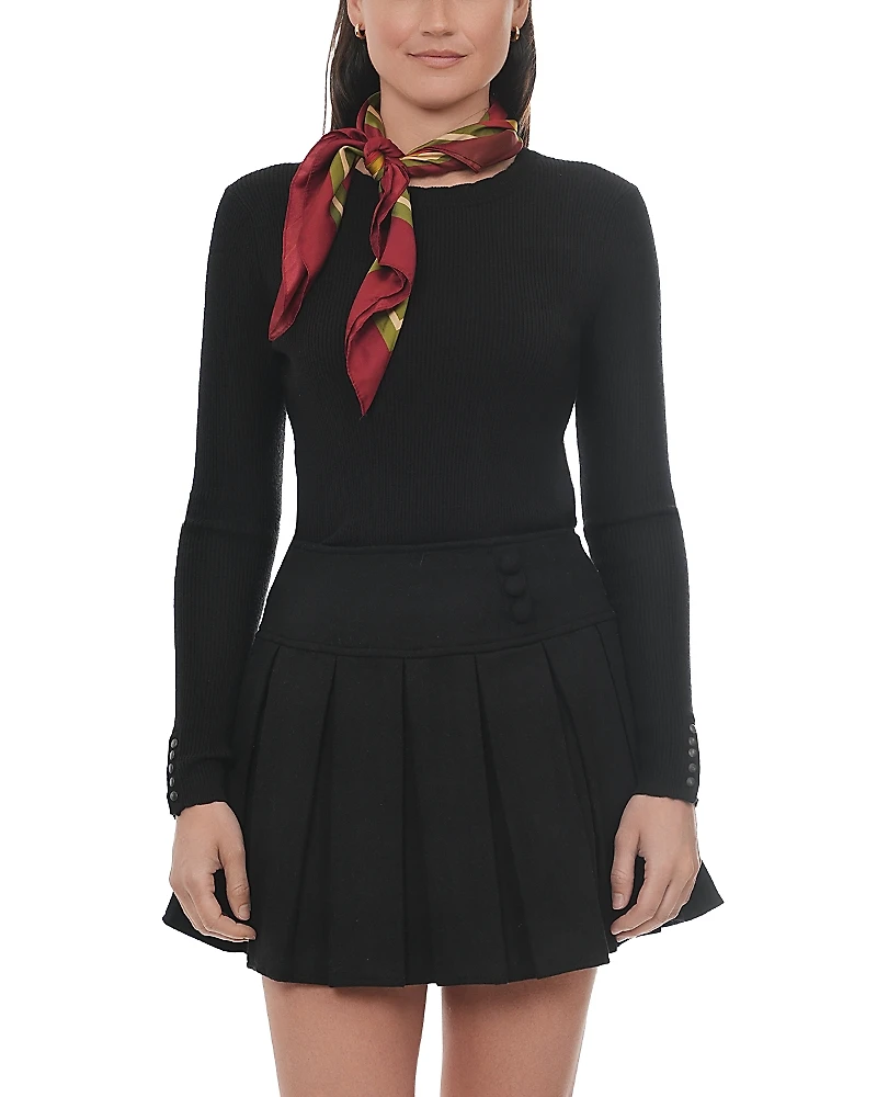 Point Scallop Knit Sweater