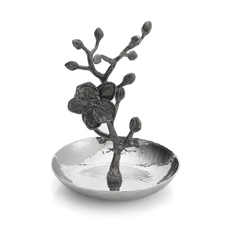 Black Orchid Ring Catch