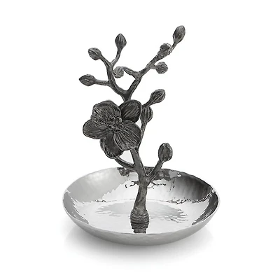 Black Orchid Ring Catch