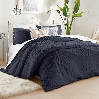 Peri Home Chenille Medallion Comforter Set, Full/Queen