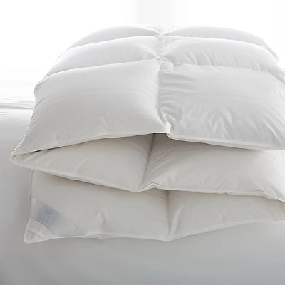 Scandia Home Lucerne Lightweight Down Comforter