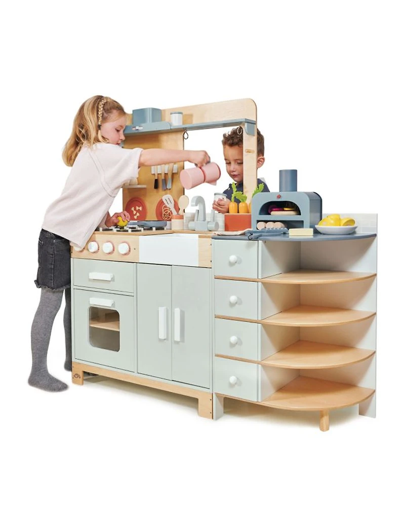 La Fiamma Grand Kitchen - Ages 3+
