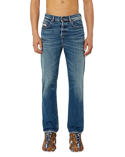 Diesel 2020 D-Viker Straight Fit Jeans