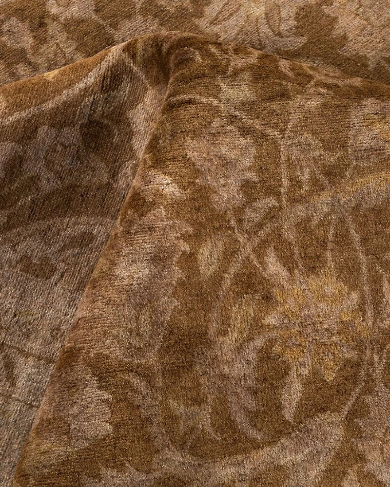 Fine Vibrance M1607 Area Rug, 8'2" x 10'1"