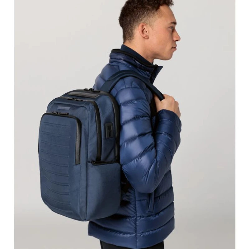 Roadster Pro Large Backpack