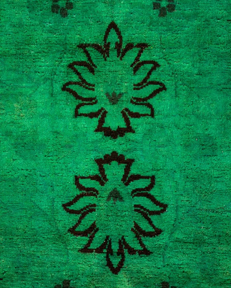 Fine Vibrance M1582 Runner Area Rug, 2'7" x 12'3"