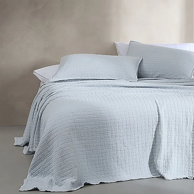 Calvin Klein Essential Garment Washed Cotton Jacquard Coverlet
