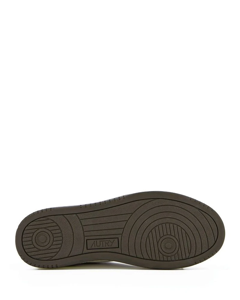 Women's Medalist Low Top Sneakers