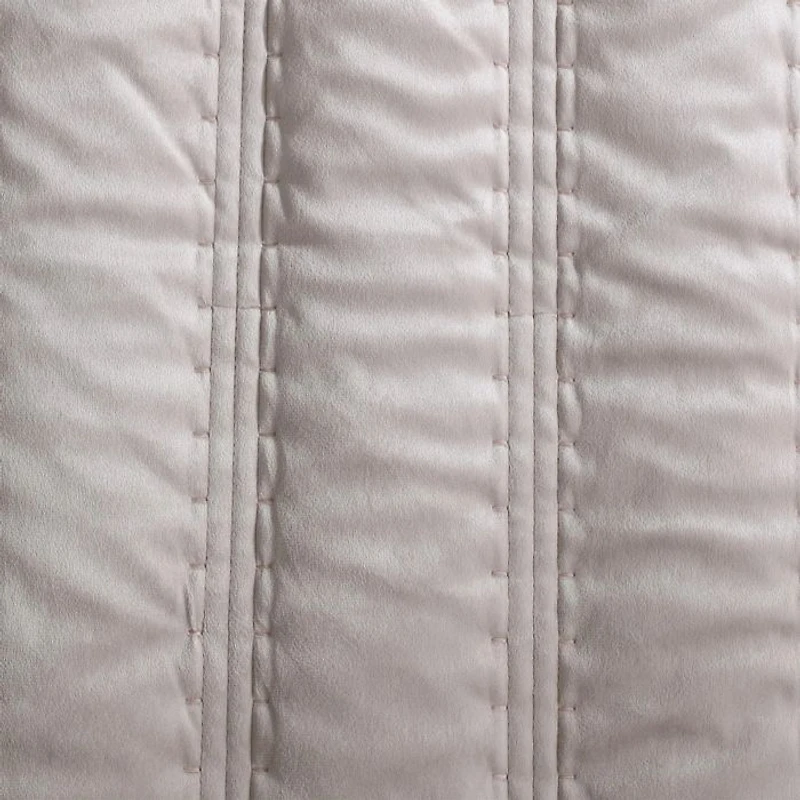 Velvet Linear Stitch 3 Piece Quilt Set