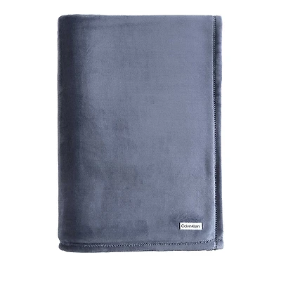 Calvin Klein Core Plush Solid Blanket
