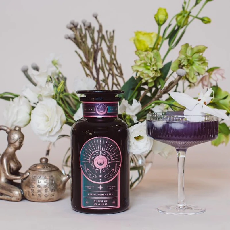 Queen of Wellness: Women's Hormone Balancing Tea for PMS, Healthy Cycles & Menopause, 6 oz.