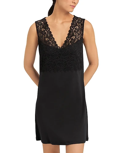 Hanro Moments Lace Tank Gown