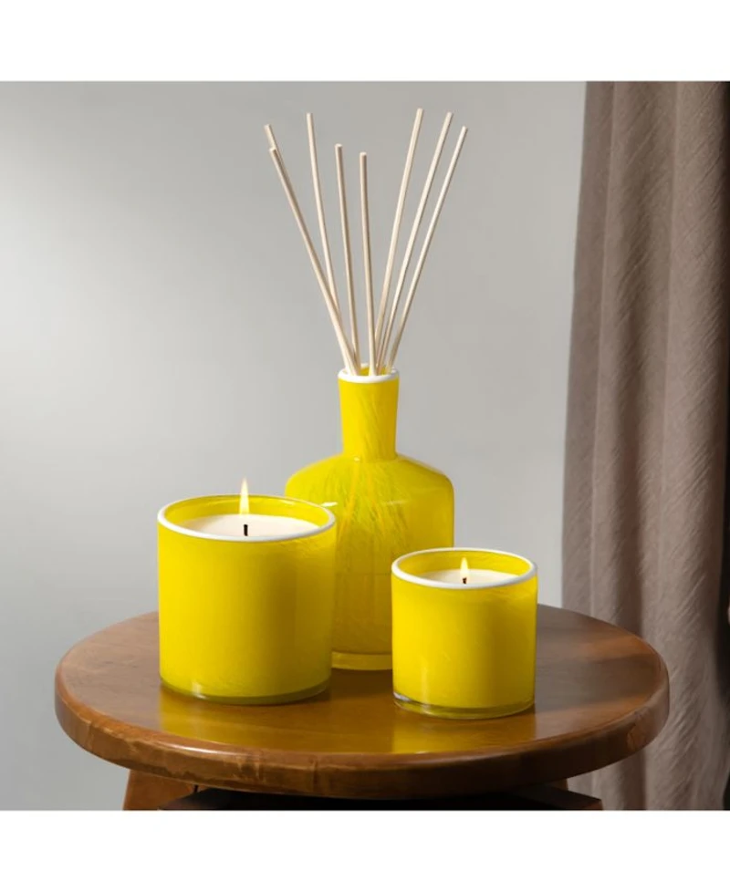 White Grapefruit Classic Candle, 6.5 oz.