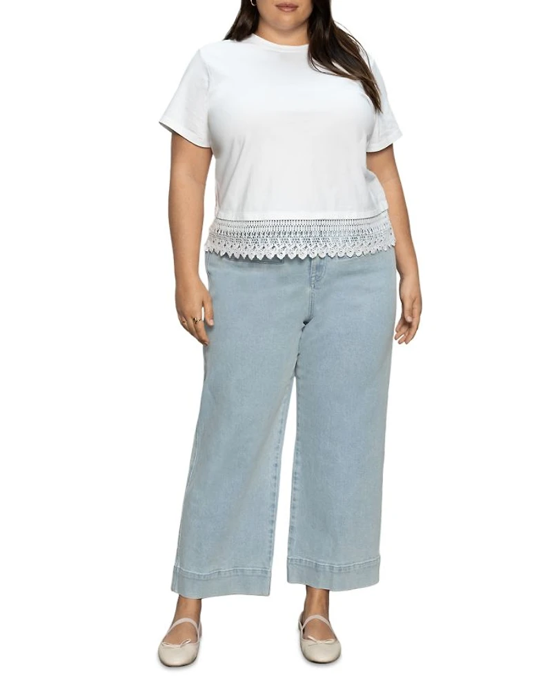 Plus Lace Hem Crewneck Tee