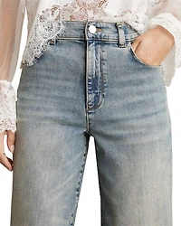 Mahni High Rise Barrel Leg Jeans Light Blue