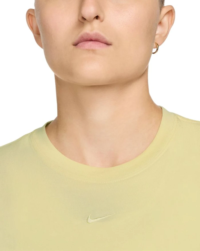 Relaxed Cropped Tee
