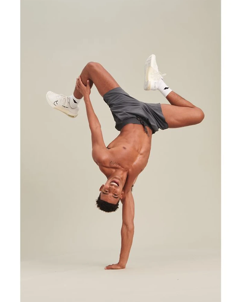 Pursuit 7" Drawstring Shorts