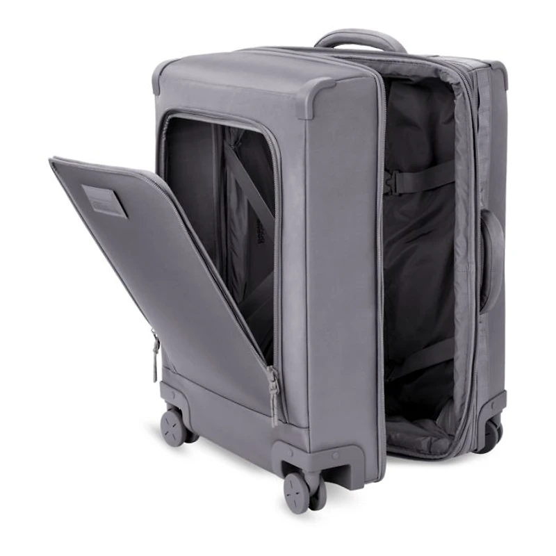 Sydney 28.5" Checked Rolling Suitcase
