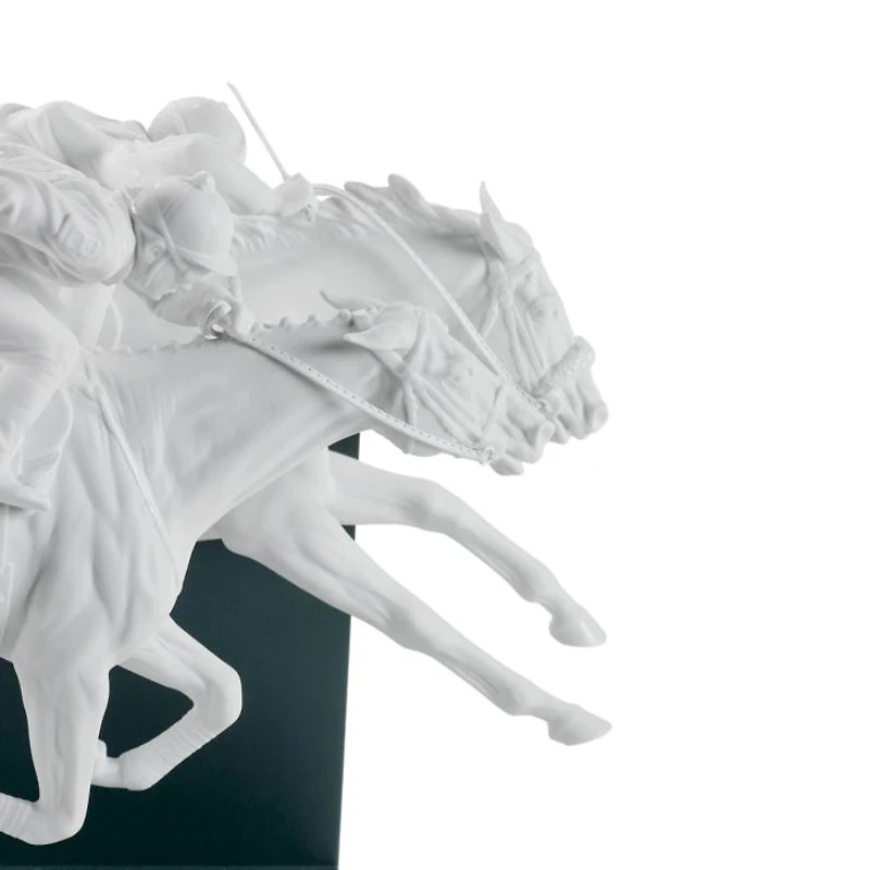 Horse Race Sculpture