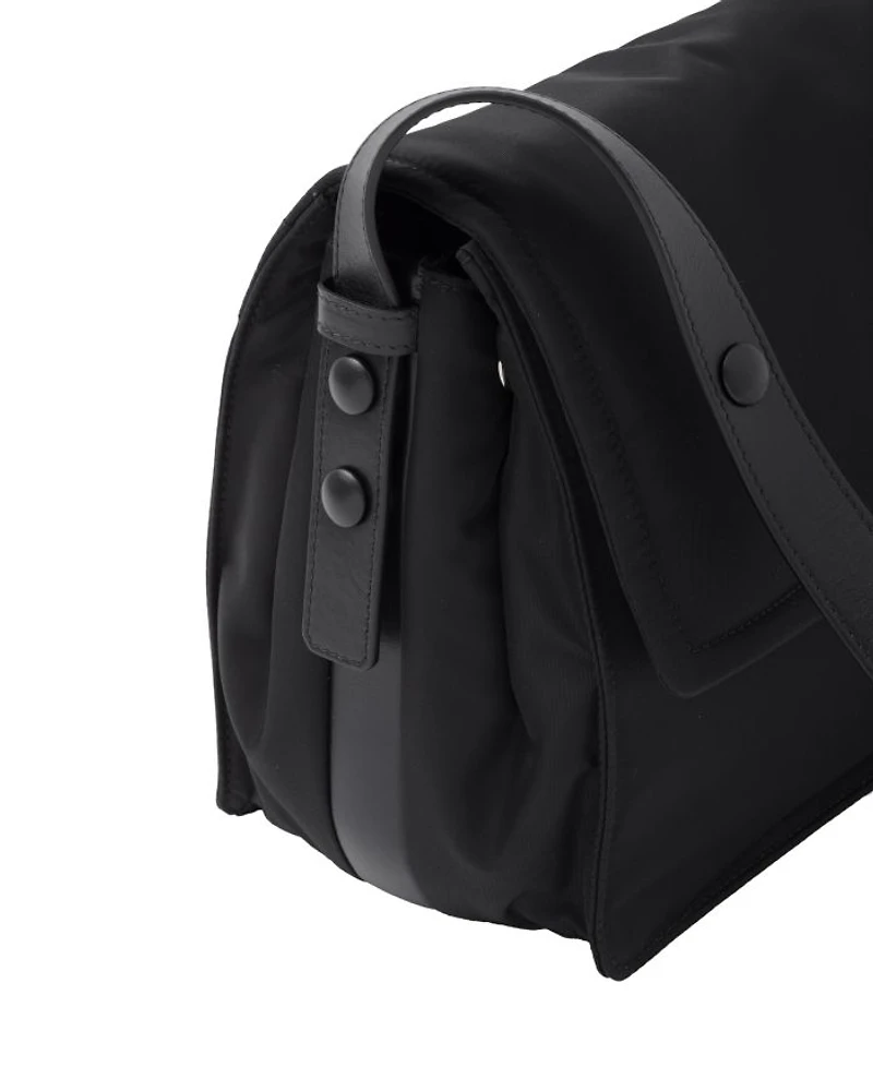 Traveller Medium Padded Re-Nylon Bag