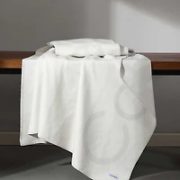 Calvin Klein Logo Throw, 50 x 70