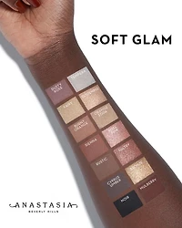 Soft Glam Eyeshadow Palette