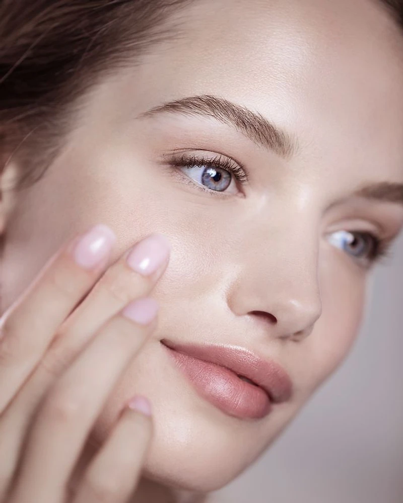 Phyto-Blanc Le Soin Brightening Protective Moisturizer