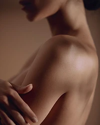 Le Sculpteur Intensive Contouring Care 6.7 oz.