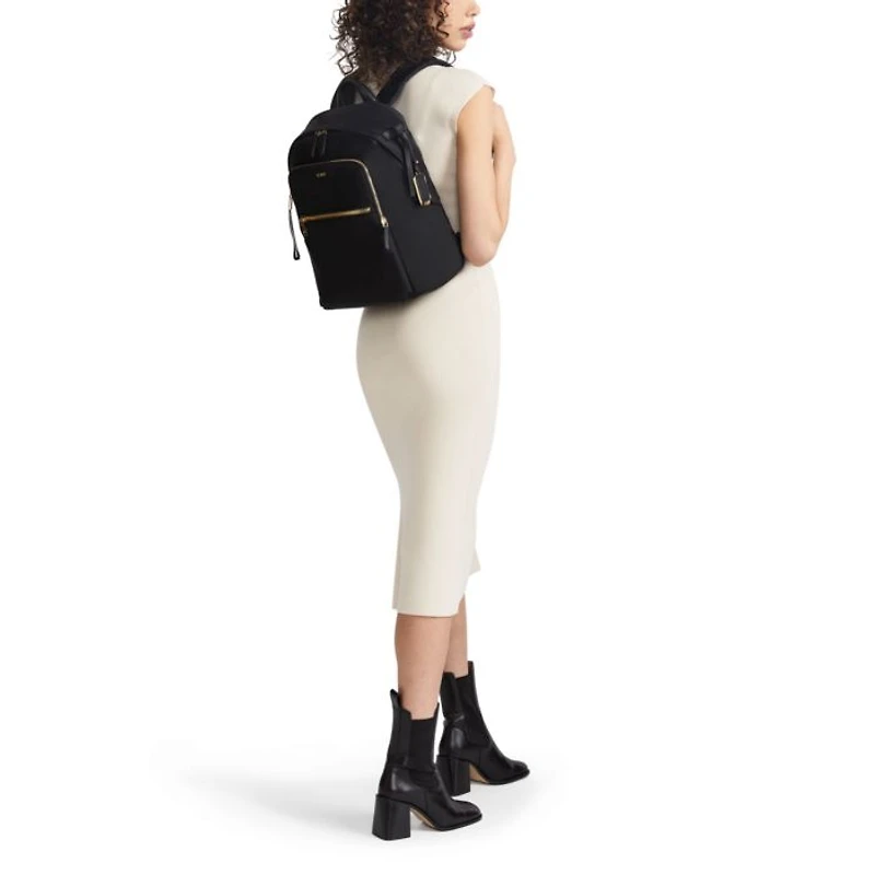 Voyageur Halsey Backpack