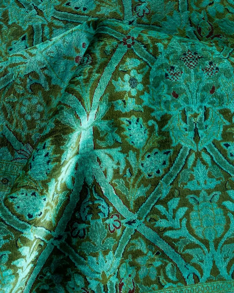 Fine Vibrance M890 Area Rug, 9'10" x 14'