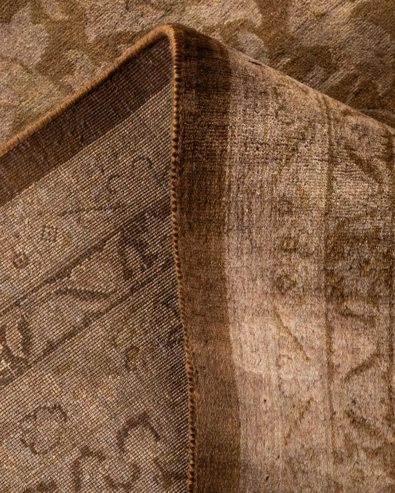 Fine Vibrance M1607 Area Rug, 8'2" x 10'1"