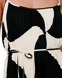 Triangle Swirl Pleated Dress