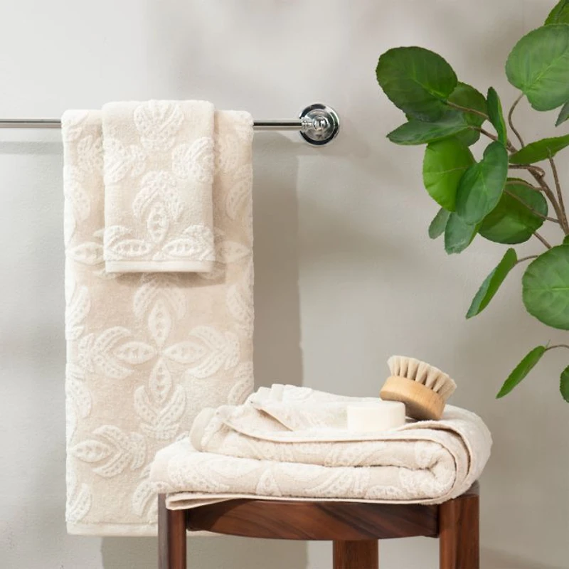 Dasati Towel Collection