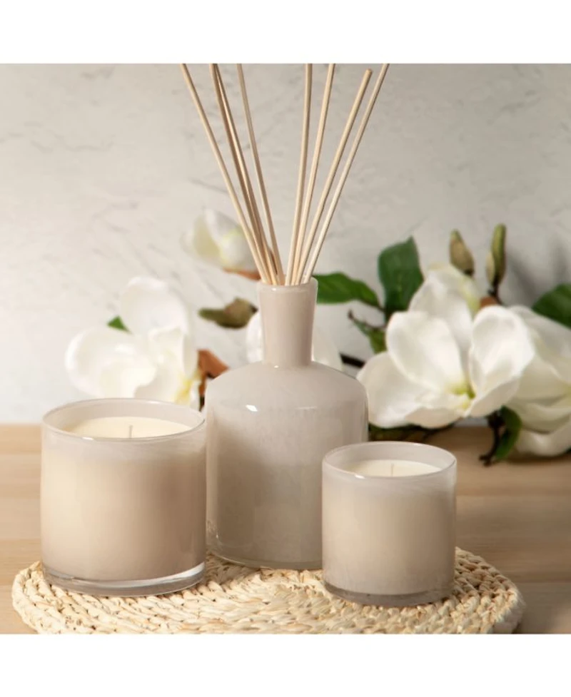 Star Magnolia Classic Candle, 6.5 oz.