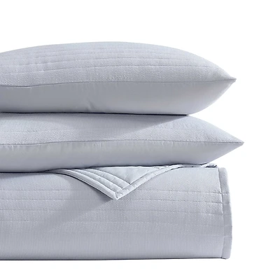 Vera Wang Seersucker Stripe 3 Piece Quilt Set