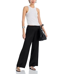 Crewneck Sleeveless Top
