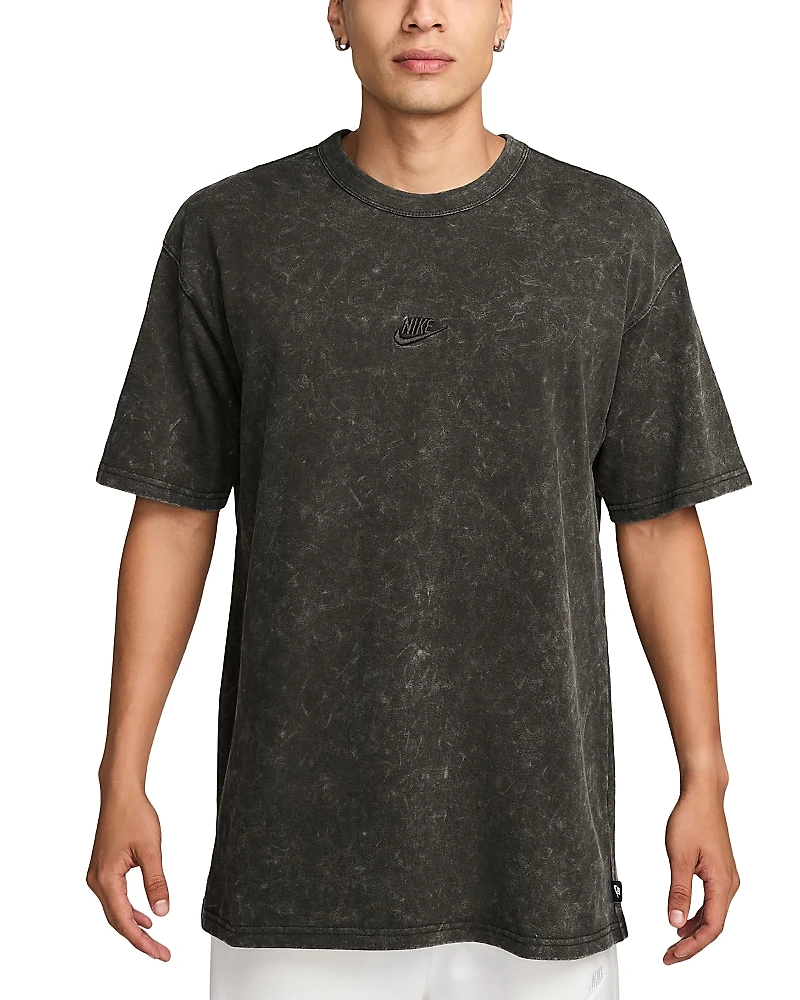 Nike Regular Fit Embroidered Tee