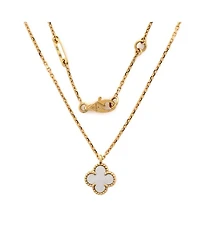 Sweet Alhambra Pendant Necklace 18K Gold and Mother of Pearl