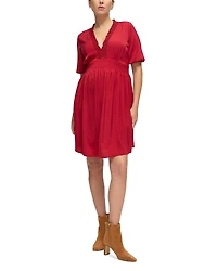 Ingrid & Isabel Deep V Smocked Maternity Dress