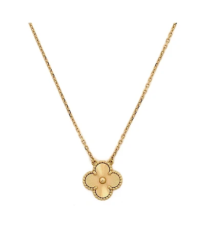 Pre-Owned Van Cleef & Arpels Vintage Alhambra Pendant Necklace Guilloche 18K Gold, 14.75