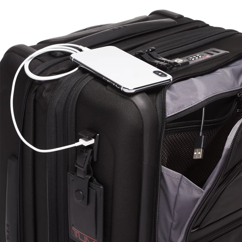 Alpha 3 International Expandable 4-Wheel Carry-On