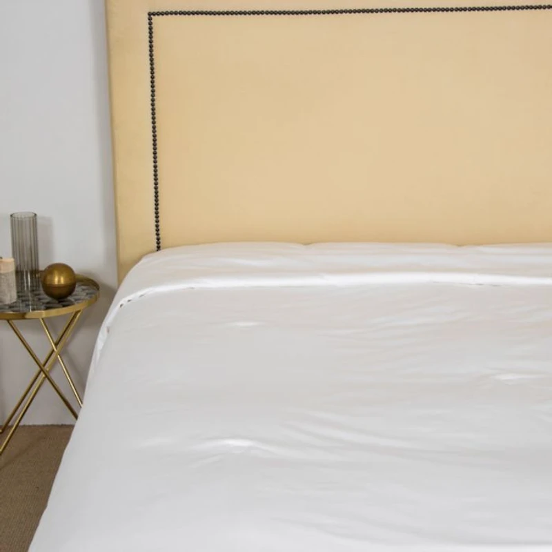 Villa Silk Comforter, King