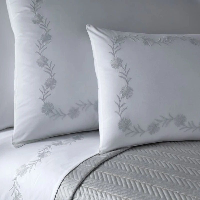 Daphne Euro Sham