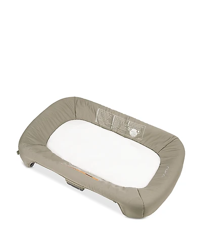 Nuna Sena Series Changer