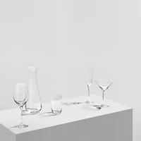 Line Carafe